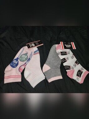 4 Pair Off Tootsie Roll Socks 2-Pack